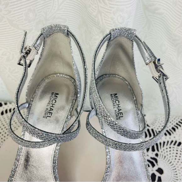 Michael Kors Ava Mid Sandal Size 8.5 Silver Color NEW WITH BOX.#0679 - Picture 6 of 17